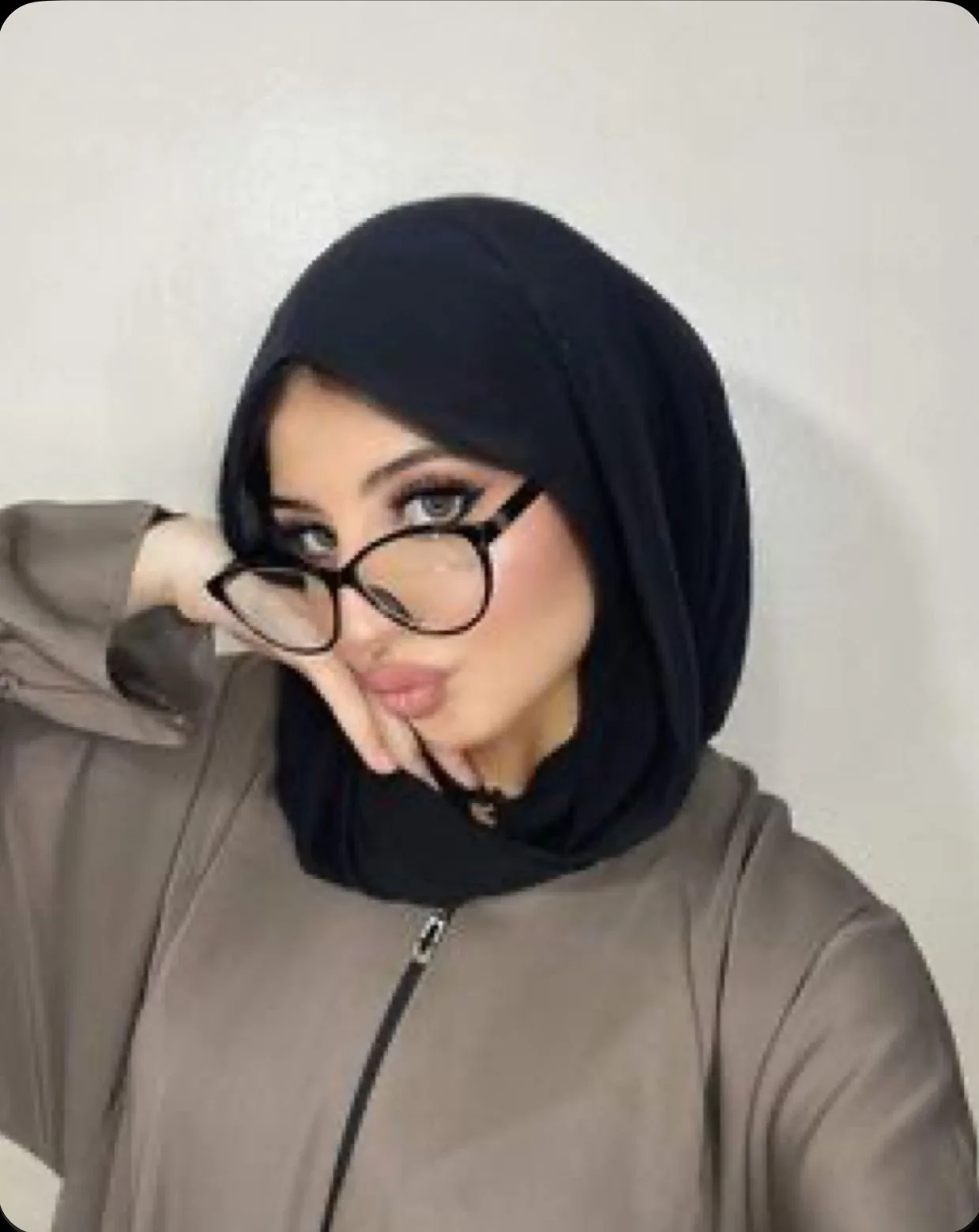 Acelya - Bahçelievler Escort